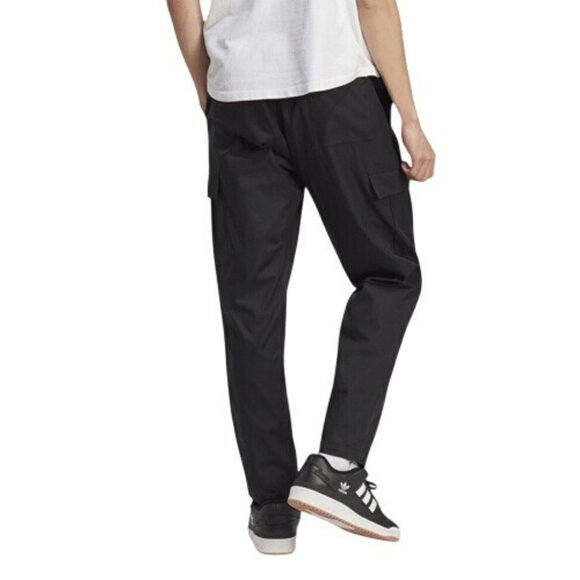 Adidas Men's Woven Basketball Pants Black Size L NEW WITH TAGS! - Picture 3 of 4